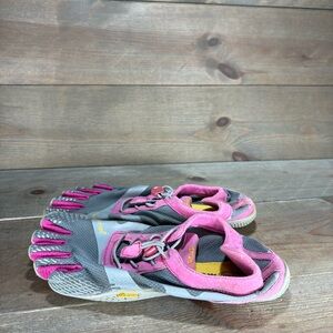 Vibram KSO EVO women size 37 shoes pink minimalist atheltic sneakers